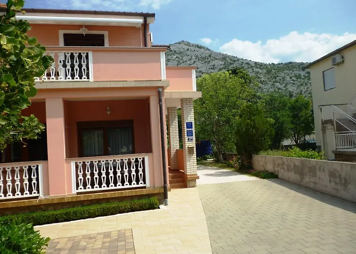 Pjer Starigrad Paklenica