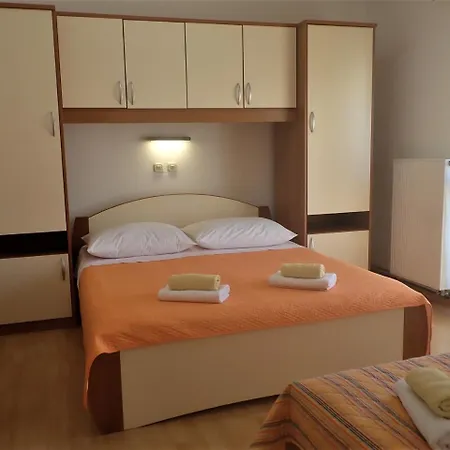 Apartment Pjer