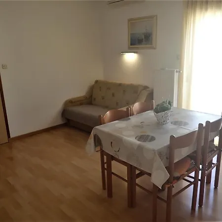 Pjer Starigrad Paklenica